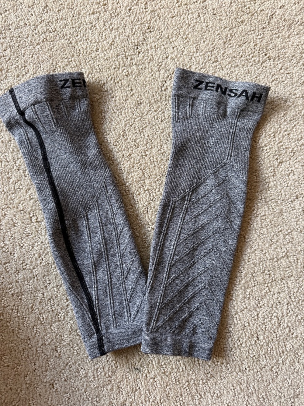 Gray Compression arm Sleeves - Mens ir women’s